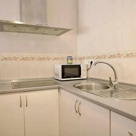 Cerca De La Playa Torrecilla Нерха